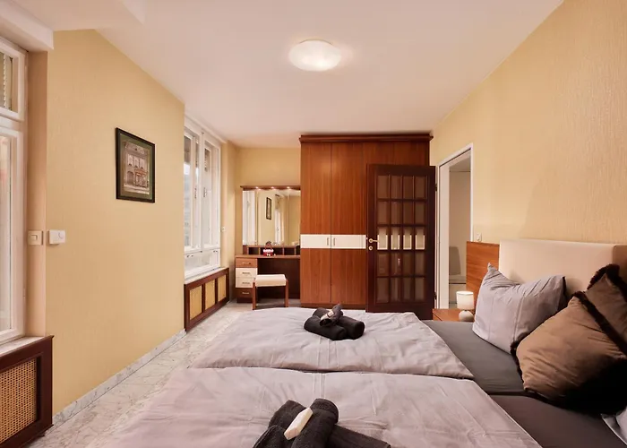 Vienna Prestige Central Luxury Haven W Free Parking And Sauna