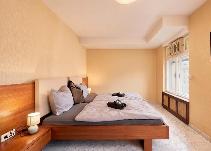 Vienna Prestige Central Luxury Haven W Free Parking And Sauna