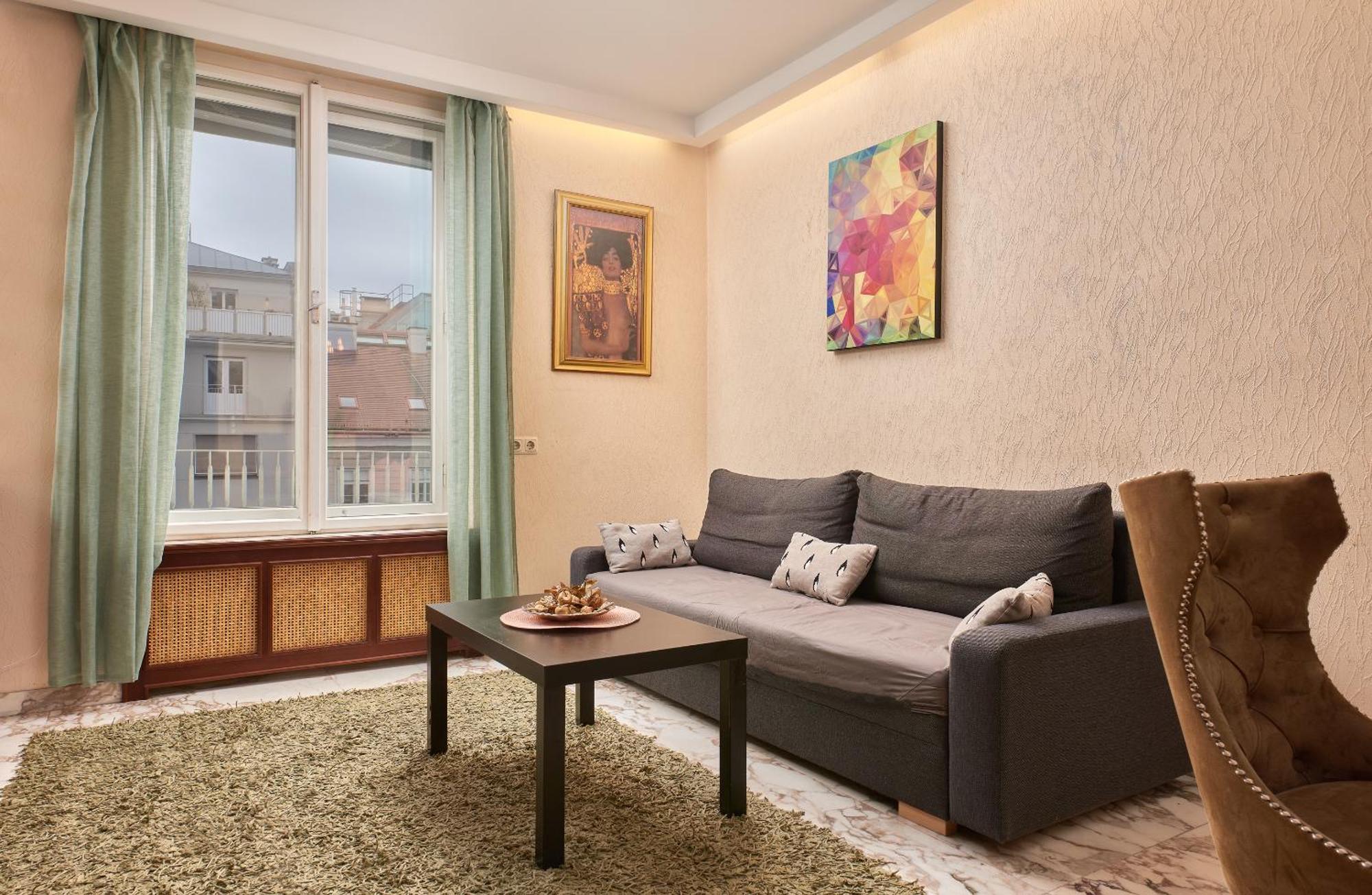Appartement Prestige Luxury Haven W Free Parking And Sauna